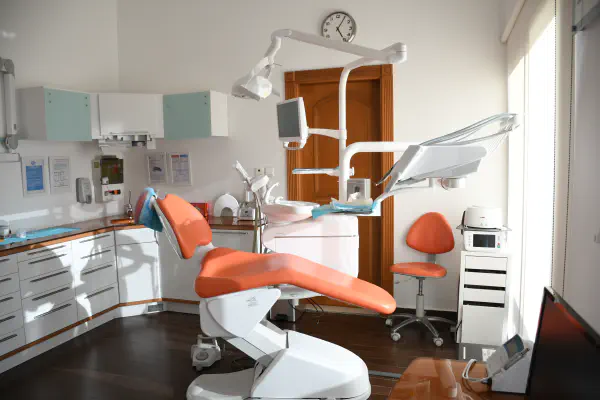 controverse dentiste roumain